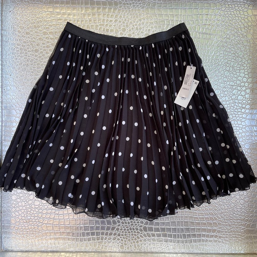 NWT Worthington polka Dot Pleated Skirt